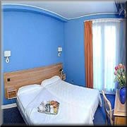 hotels in paris. the americain hotel in paris